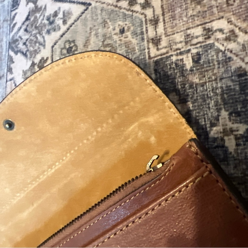 FRYE AND CO. Brown Leather Wallet - Picture 7 of 7